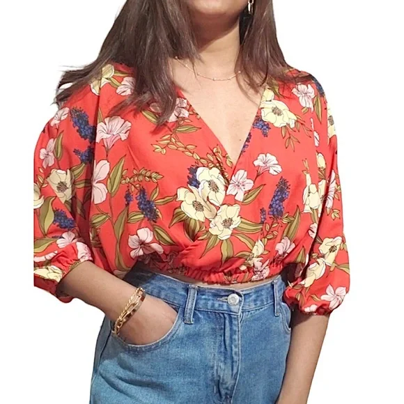 NWOT Floral wrap blouse - Picture 1 of 13